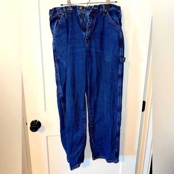 Wrangler Blue Relaxed Fit Jeans Classic Denim - Picture 1 of 5